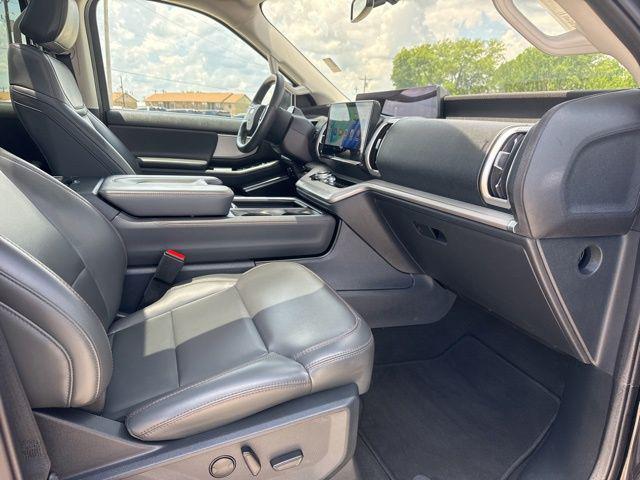 2025 Ford Expedition Active MAX