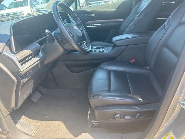 2025 Cadillac XT4 FWD Premium Luxury