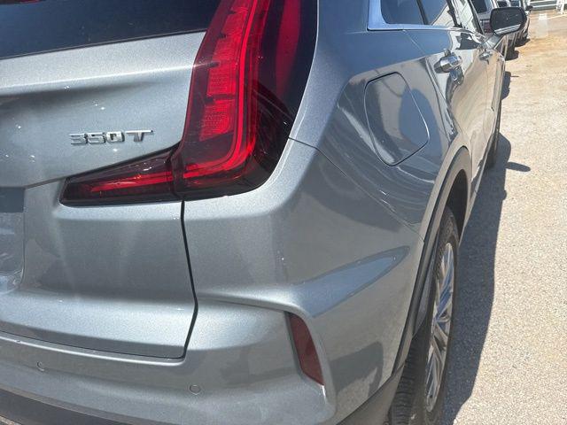 2025 Cadillac XT4 FWD Premium Luxury