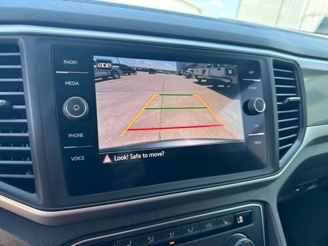 2021 Volkswagen Atlas 3.6 V6 SE w/ Technology R-Line
