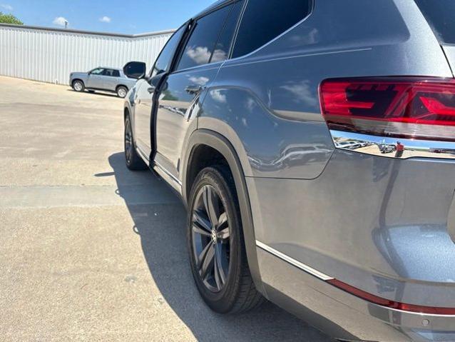 2021 Volkswagen Atlas 3.6 V6 SE w/ Technology R-Line