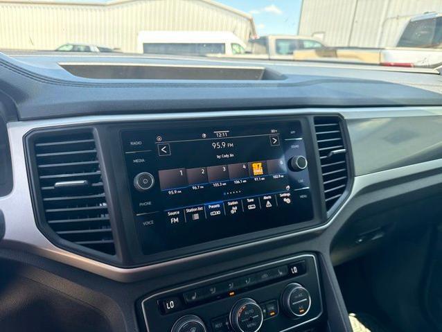 2021 Volkswagen Atlas 3.6 V6 SE w/ Technology R-Line