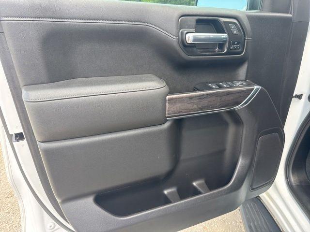 2022 Chevrolet Silverado 1500 4WD Crew Cab Short Bed LTZ