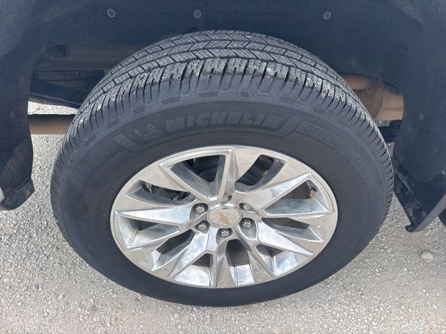 2022 Chevrolet Silverado 1500 4WD Crew Cab Short Bed LTZ