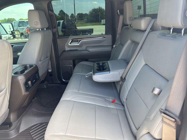 2025 Chevrolet Silverado 3500HD 4WD Crew Cab Standard Bed LT