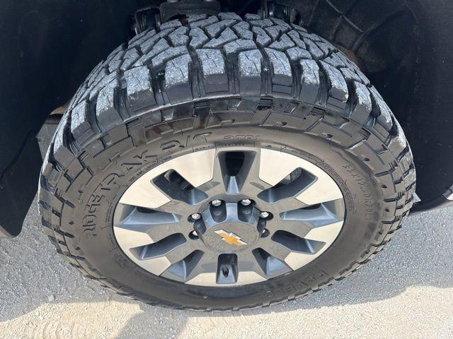 2025 Chevrolet Silverado 3500HD 4WD Crew Cab Standard Bed LT