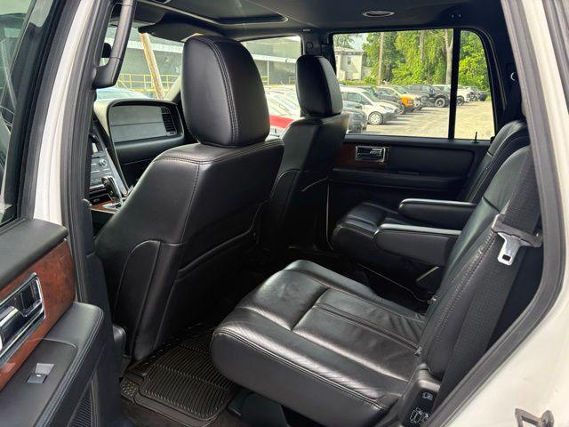 2016 Lincoln Navigator Select