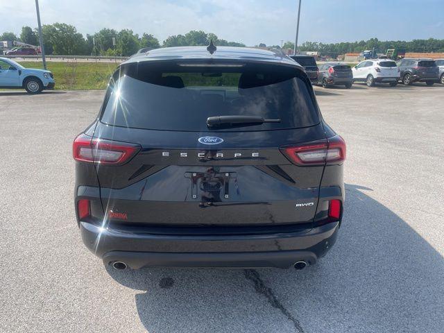 2025 Ford Escape ST-Line Elite