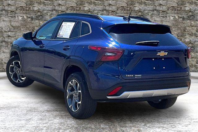 2024 Chevrolet Trax FWD LT