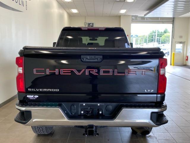 2022 Chevrolet Silverado 2500HD 4WD Crew Cab Standard Bed LTZ