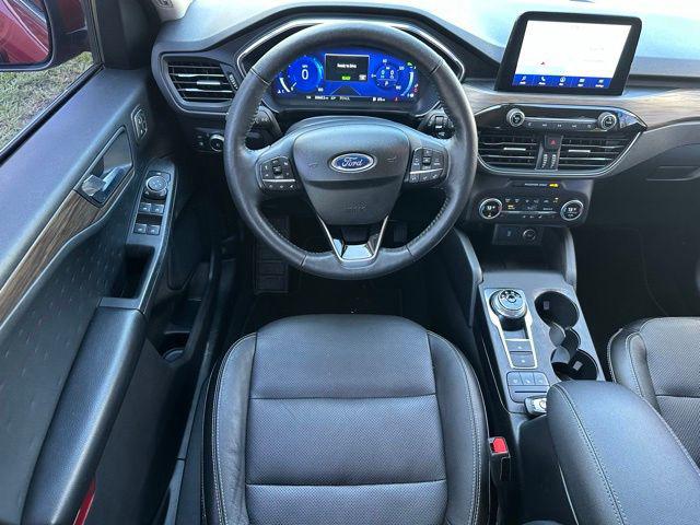 2020 Ford Escape Titanium Hybrid
