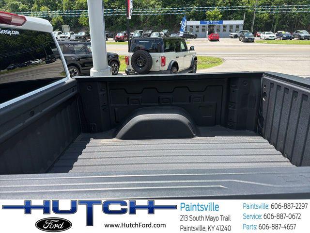 2025 Chevrolet Silverado 1500 4WD Crew Cab Short Bed WT