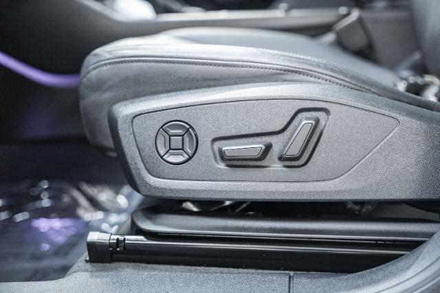 2023 Audi Q3 Premium Plus 45 TFSI S line quattro Tiptronic