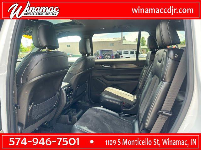 2023 Jeep Grand Cherokee L Altitude 4x4