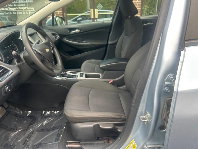 2017 Chevrolet Cruze LS Auto