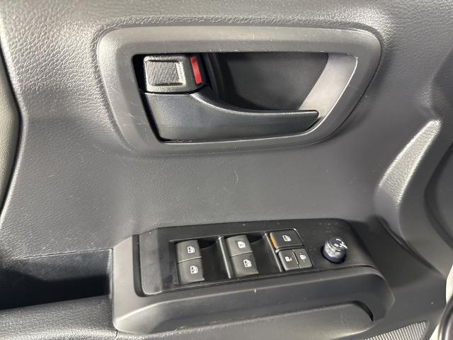 2022 Toyota Tacoma SR V6