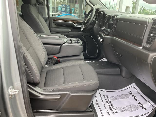 2025 GMC Sierra 2500HD 4WD Crew Cab Standard Bed SLE