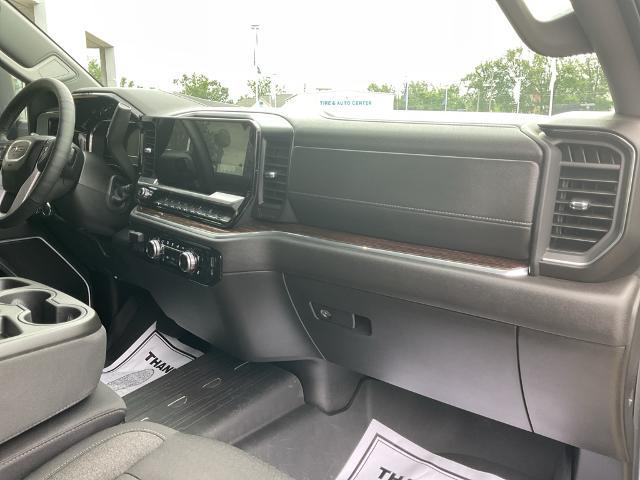 2025 GMC Sierra 2500HD 4WD Crew Cab Standard Bed SLE