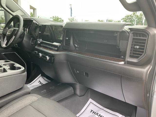 2025 GMC Sierra 2500HD 4WD Crew Cab Standard Bed SLE