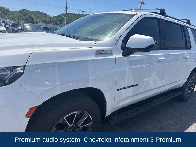 2022 Chevrolet Suburban 4WD Z71
