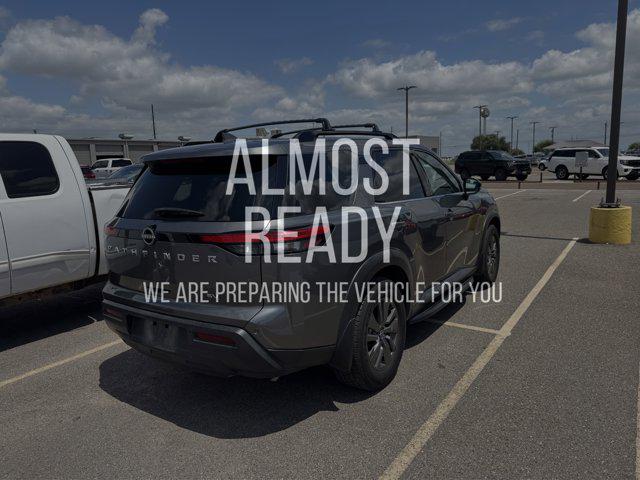 2022 Nissan Pathfinder SV 2WD