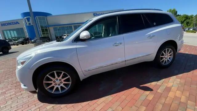 2017 Buick Enclave Leather