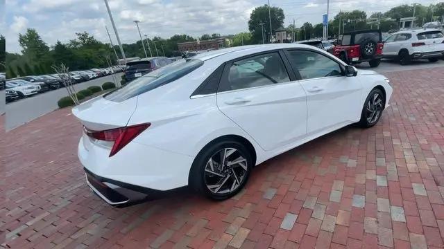 2024 Hyundai Elantra Limited