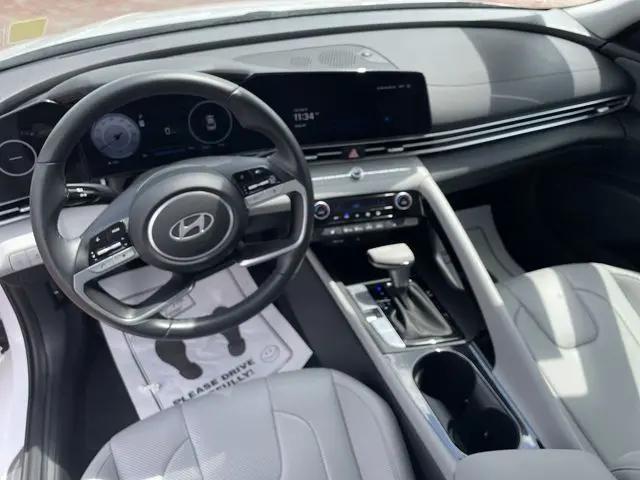 2024 Hyundai Elantra Limited