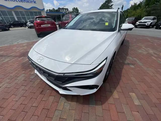 2024 Hyundai Elantra Limited