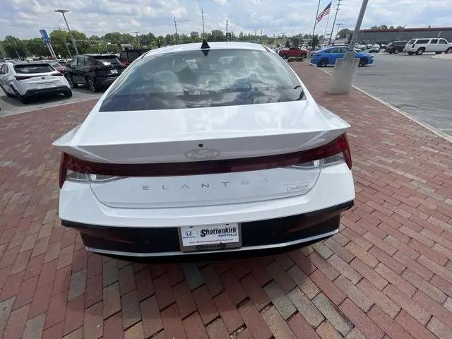 2024 Hyundai Elantra Limited