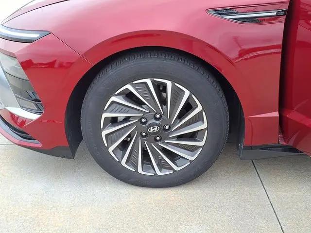 2024 Hyundai Sonata Hybrid SEL