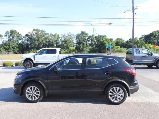 2022 Nissan Rogue Sport S FWD Xtronic CVT
