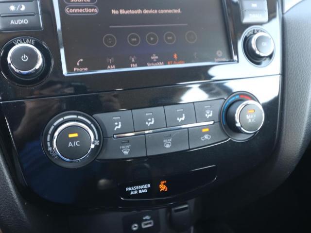2022 Nissan Rogue Sport S FWD Xtronic CVT
