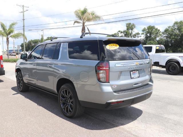 2024 Chevrolet Suburban 4WD Premier