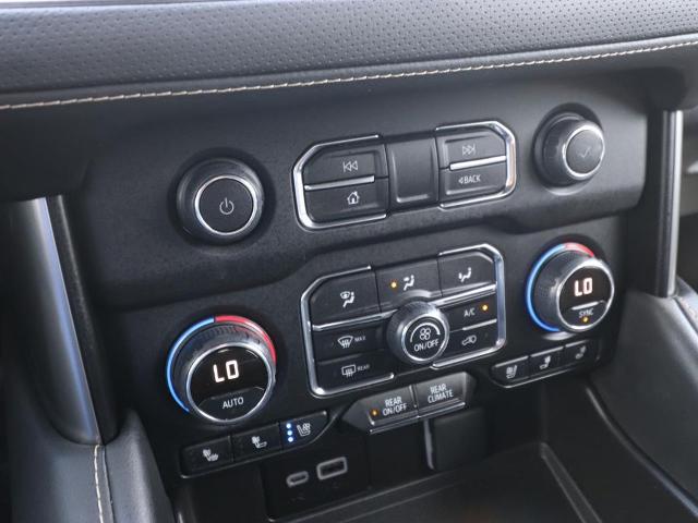 2024 Chevrolet Suburban 4WD Premier