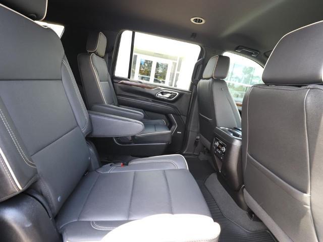 2024 Chevrolet Suburban 4WD Premier