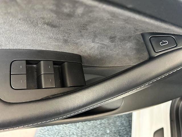 2022 Tesla Model 3 Long Range Dual Motor All-Wheel Drive