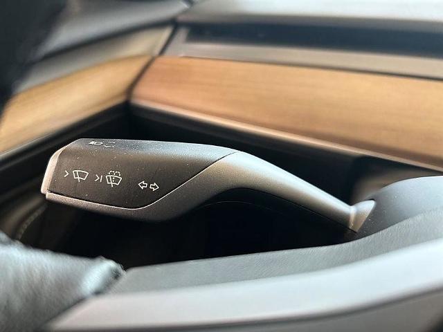 2022 Tesla Model 3 Long Range Dual Motor All-Wheel Drive