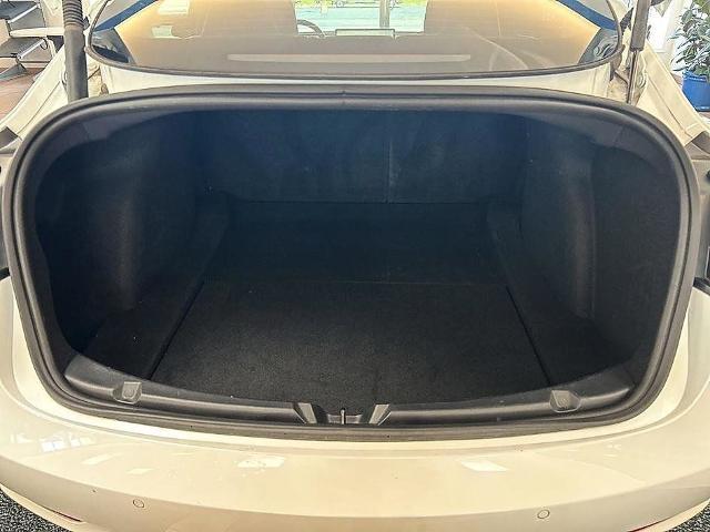 2022 Tesla Model 3 Long Range Dual Motor All-Wheel Drive