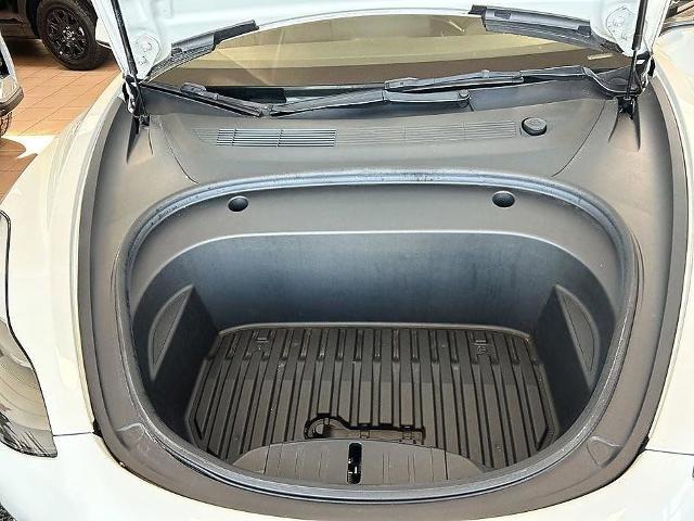 2022 Tesla Model 3 Long Range Dual Motor All-Wheel Drive