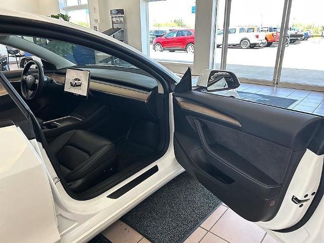 2022 Tesla Model 3 Long Range Dual Motor All-Wheel Drive