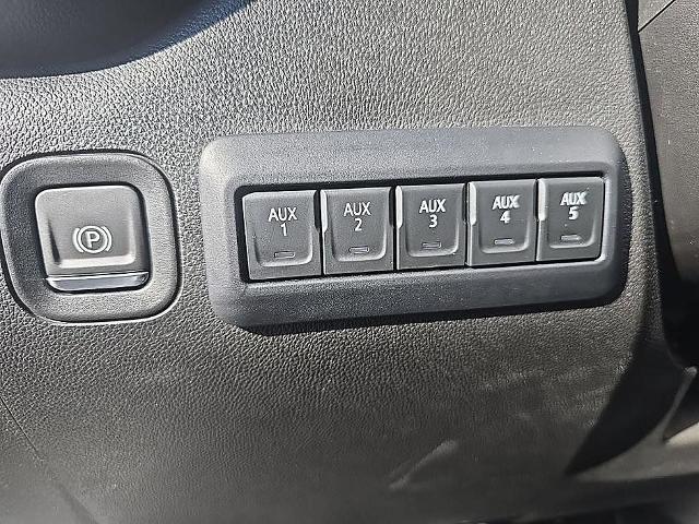 2022 Chevrolet Silverado 2500HD 4WD Crew Cab Standard Bed Custom