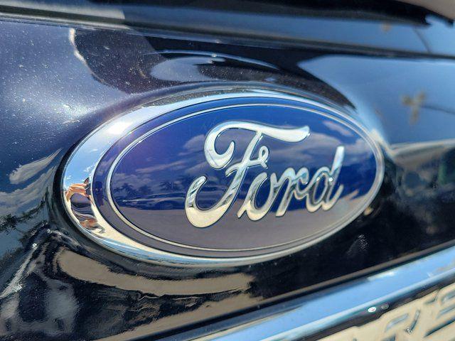 2018 Ford Explorer Base