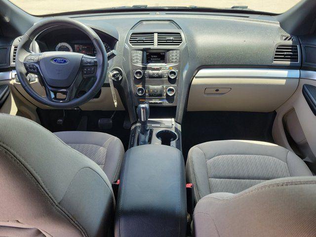 2018 Ford Explorer Base