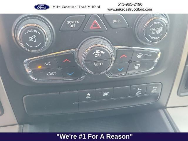 2017 Ram 1500 Big Horn Crew Cab 4x4 5'7" Box