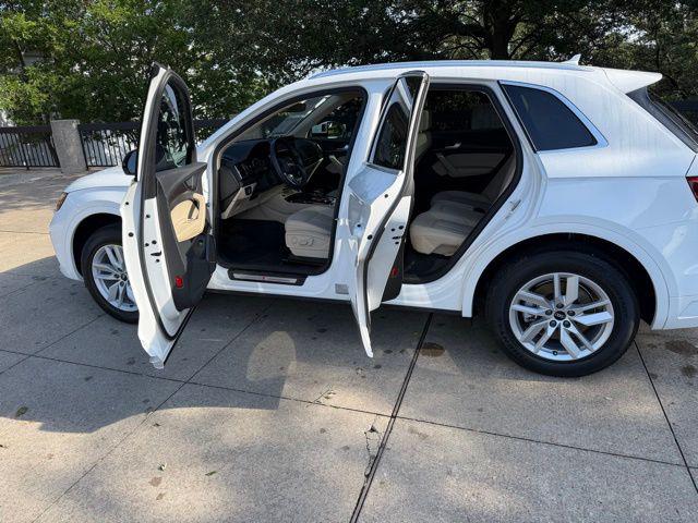 2022 Audi Q5 Premium 45 TFSI S line quattro S tronic