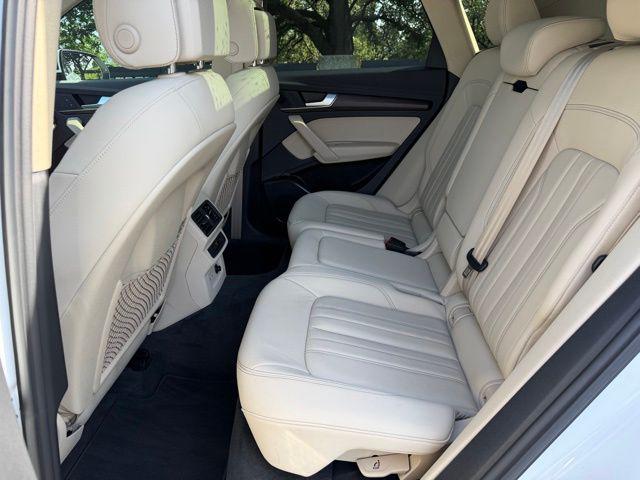 2022 Audi Q5 Premium 45 TFSI S line quattro S tronic