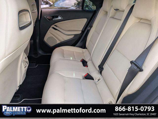 2014 Mercedes-Benz CLA Base