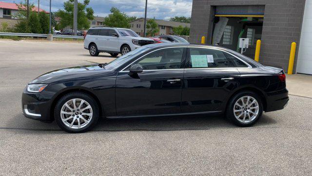 2022 Audi A4 Premium 40 TFSI quattro S tronic