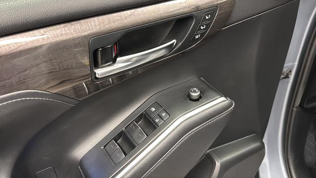 2021 Toyota Highlander Hybrid Limited